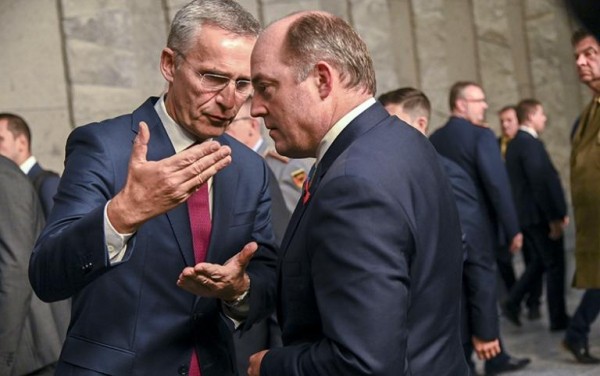 Бен Уоллес