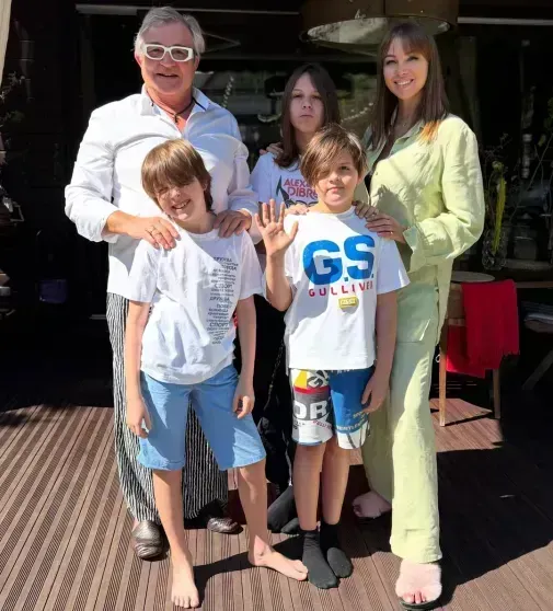 Дмитрий и Полина Дибровы вместе вышли в свет после развода и прокомментировали слух о своём воссоединении