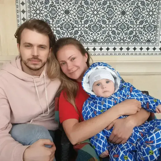 "Мой развод произошёл на почве жёсткого избиения". Мария Миронова обвинила экс-супруга, который судится с ней из-за сына, в абьюзе и сталкинге "Мой развод произошёл на почве жёсткого избиения". Мария Миронова обвинила экс-супруга, который судится с ней из-за сына, в абьюзе и сталкинге