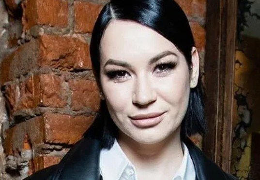 Ида Галич помогла работнице караоке-клуба добиться справедливости