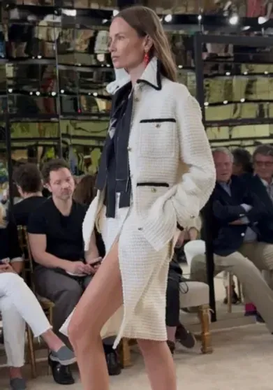 Наташа Поли показала бэкстейдж круизного показа Chanel